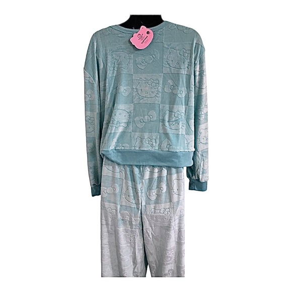 Hello Kitty blue velour hello kitty monogram printed top & pant set size large - Picture 6 of 16